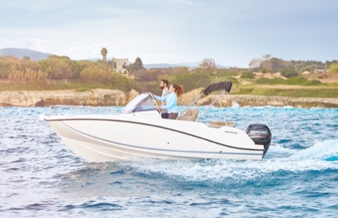 Quicksilver Activ 605 Sundeck